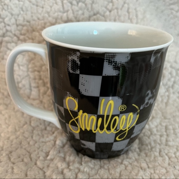 Smiley Happy Collection Smiley Face Coffee Mug - Picture 2 of 7